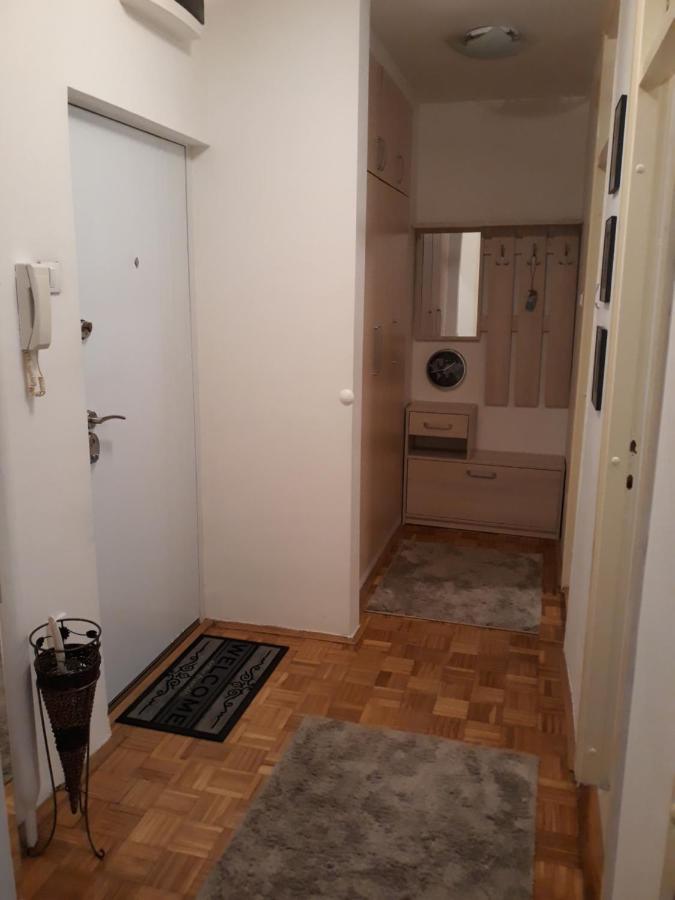 Appartement Stan Banjica à Belgrade Extérieur photo